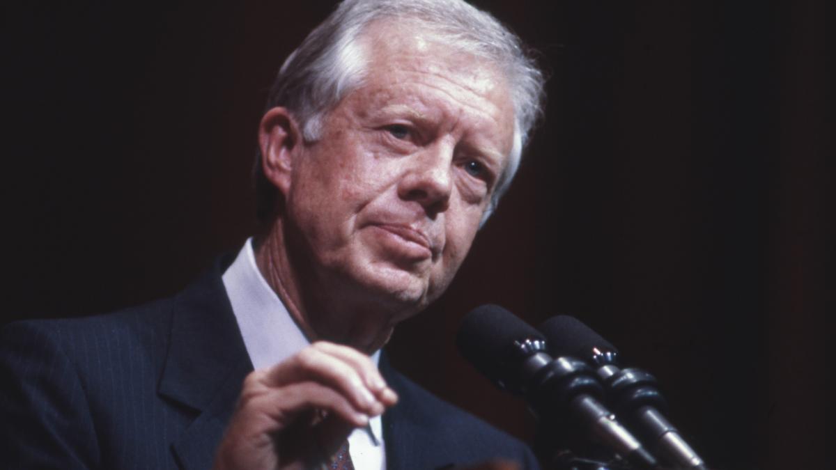 Jimmy Carter in 2004 ține un discurs. foto profimedia