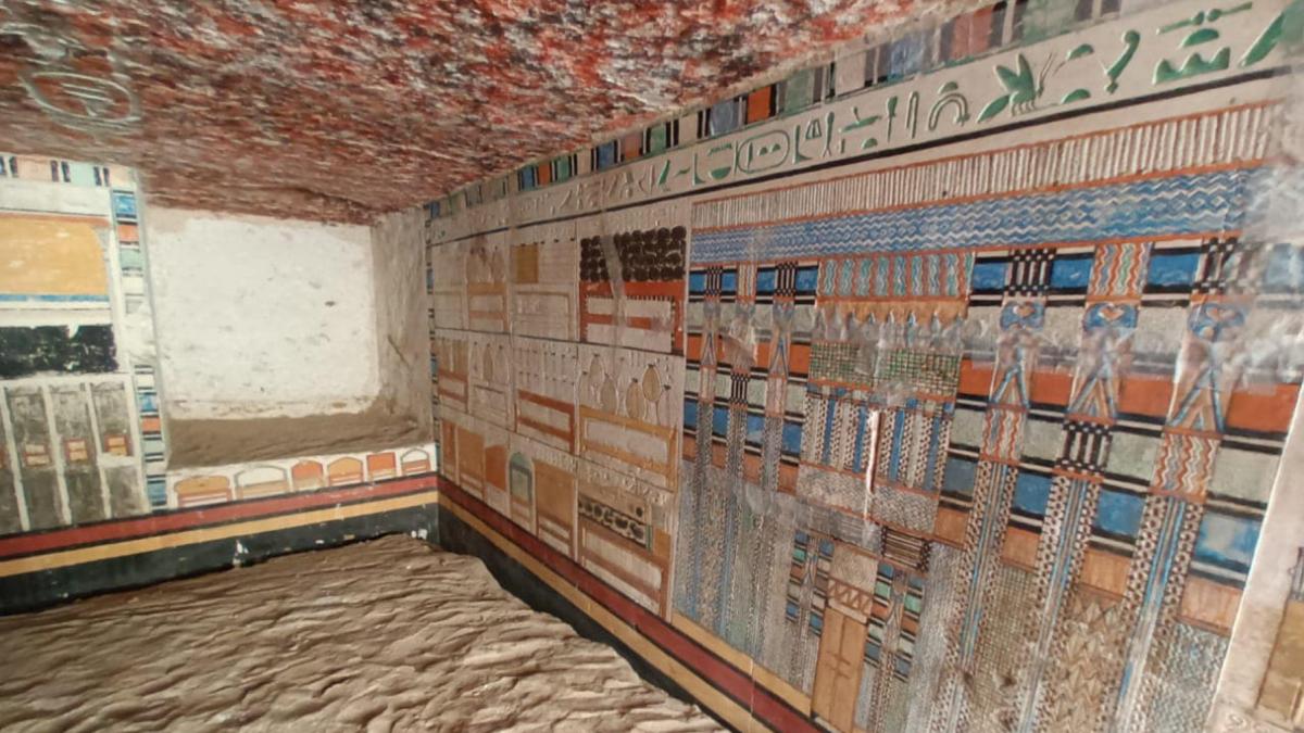 mormant saqqara medic tetinebefou faraoni egiptul antic descoperire arheologica ianuarie 2025