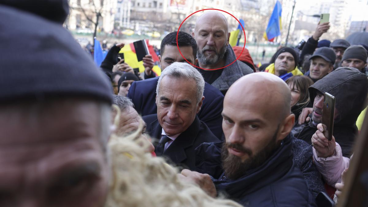 Unul dintre bodyguarzii lui Călin Georgescu și-a bătut tatăl până i-a rupt coastele. A fost emis și un ordin de protecție