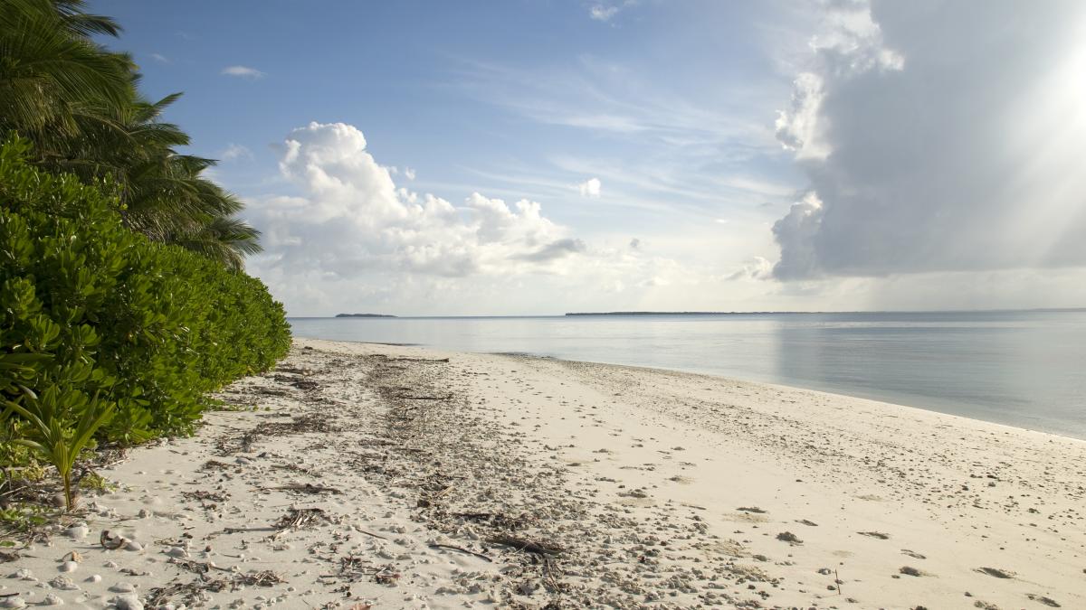 Rasarit de soare pe insula Diego Garcia