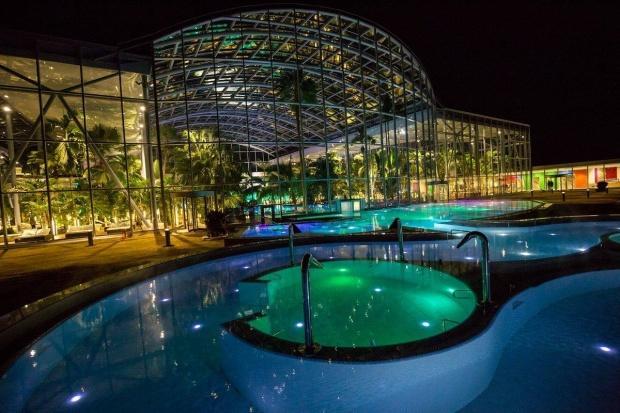 Incident Grav La Therme Bucuresti Tanăr De 30 De Ani Operat La