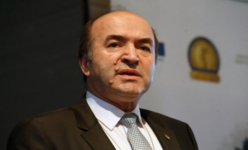 Tudorel Toader ReacÈ›ie La Candidatura Lui Augustin LazÄƒr Fiecare Are O PÄƒrere BunÄƒ Despre Sine