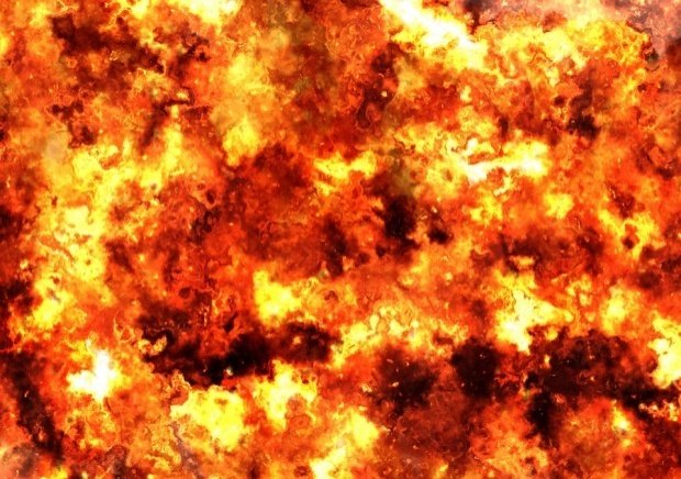 Explozie mare la o fabricÄƒ de explozibili: cel puÈ›in 15 victime 127