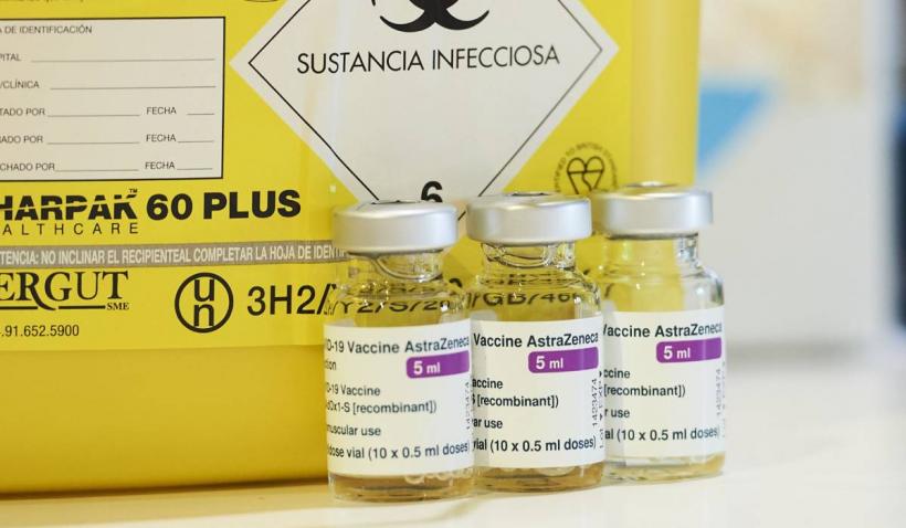 7 persoane au murit după ce au dezvoltat cheaguri de sânge în urma vaccinării cu AstraZeneca