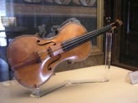 
Juriu internaţional pentru vioara Stradivarius
