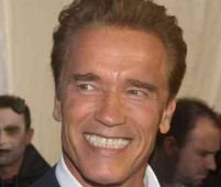 Arnold Schwarzenegger salvează minerii din Anina