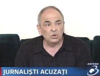 Intelectualii lui Băsescu dau în judecată trei ziare