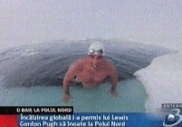 Primul om din lume care a înotat la Polul Nord <font color=red>(VIDEO)</font>