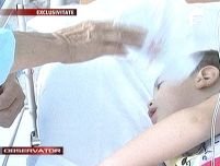 Bebeluşii luptă cu căldura din spitale <font color=red>(VIDEO)</font>