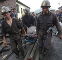 Mineri chinezi captivi sub un tunel în construcţie
