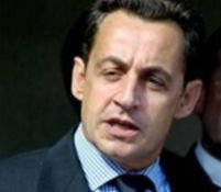 Sarkozy vorbeşte despre politică şi în vacanţă