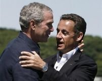 Bush şi Sarkozy reîncălzesc relaţiile la un grătar
