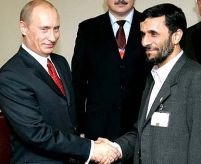 Putin i-a făcut "cadou" lui Ahmadinejad sprijinul său în problema nucleară