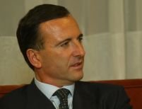 Frattini critică Guvernul Prodi pentru politica imigranţilor 