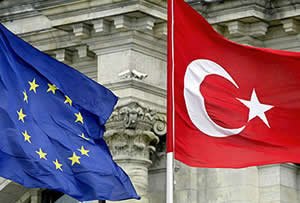 UE cere Turciei să-şi întărească reformele