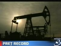 Preţul petrolului urcă la un nou nivel record: 98$