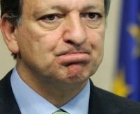Barroso, exasperat de scandalul imigranţilor: UE are nevoie de o singură politică 