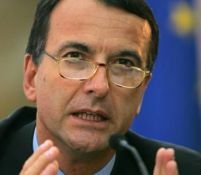 Frattini se opune schimbării directivei UE privind libera circulaţie