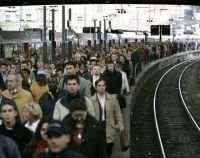 Greva din Ungaria afectează traficul feroviar în România 