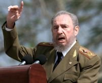 Castro avertizează: americanii vor să-l asasineze pe Hugo Chavez