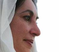 Televiziunea pakistaneză a difuzat imagini noi de la asasinarea lui Bhutto <font color=red>(VIDEO)</font>