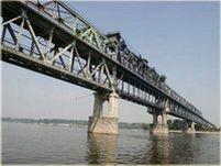 Ministrul de Externe bulgar: România nu doreşte înlăturarea taxei de pod de la Giurgiu