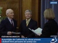 Premieră în California: Autorităţile au oficiat prima căsătorie între persoane de acelaşi sex