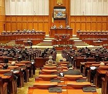 Inflaţie de legi adoptate tacit de Parlament în anii electorali