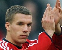 Michael Schumacher a contribuit cu 900 de euro la transferul lui Lukas Podolski la FC Koln