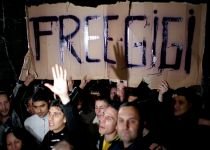 Free Gigi?! Proteste pentru eliberarea lui Becali (FOTO & VIDEO)
