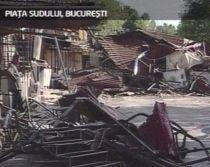 Bucureşti. Tarabele şi halele din Piata Sudului au fost demolate