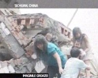 China. Ceremonie de comemorare a victimelor cutremurului din Sichuan, la un an de la tragedie
