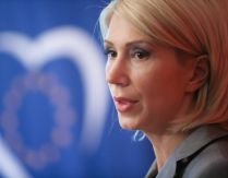 Turcan: PDL ar putea rupe alianţa cu PSD dacă Geoană va mai ataca Guvernul şi Preşedinţia 
