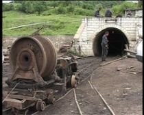 Minerii de la Husnicioara şi Zegujani, în şomaj tehnic pentru 30 de zile