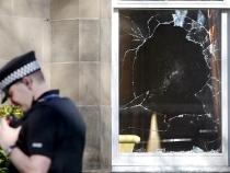 Atacuri în Belfast: Casa unui preot hindus, spartă de grupările rasiste