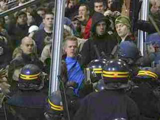 Remember: Feyenoord, exclusă din Europa din cauza unor huligani cu deviza ?...până la moarte? (VIDEO)