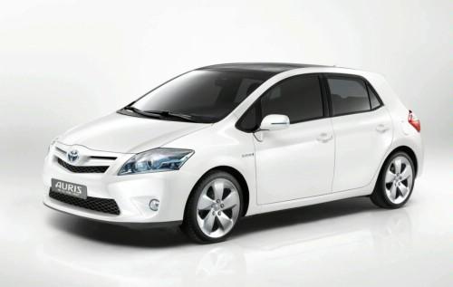 Toyota prezintă Auris HSD, un nou concept hibrid (FOTO)