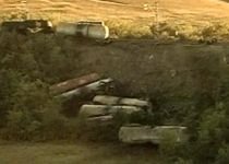Tren de marfă încărcat cu produse petroliere, deraiat în judeţul Cluj (VIDEO)
