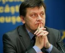 Antonescu: Premierul lui Băsescu nu va primi nici un vot PNL. Dizolvarea Parlamentului, nici o nenorocire