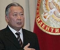 Bakiev cere ONU să trimită trupe de menţine a păcii în Kîrgîzstan
