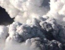 Norul de cenuşă a ajuns deasupra României. Până marţi, va acoperi cea mai mare parte a ţării 