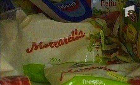 Zeci de bihoreni au mâncat mozzarella contaminată cu nichel, cupru sau bacterii (VIDEO)