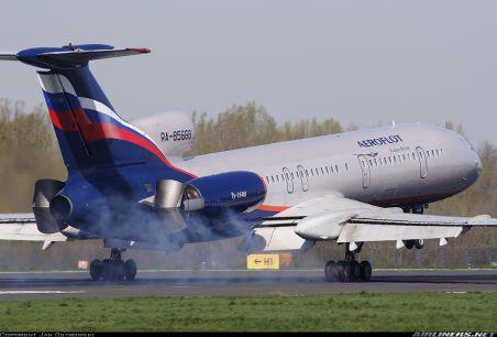 Moscova. Doi morţi şi opt răniţi, după aterizarea forţată a unui avion cu 155 de pasageri 