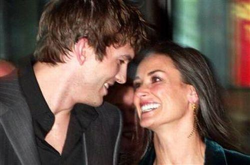 Ashton Kutcher şi Demi Moore ţin cură pentru a supravieţui foametei