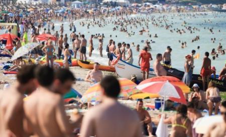 Românii nu mai vor oferte de vacanţă last-minute