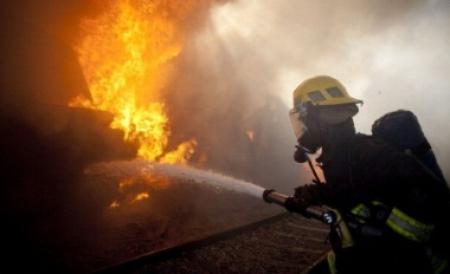 Incendiu la termocentrala Halânga, judeţul Mehedinţi. Pompierii au reuşit să oprească focul