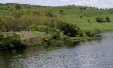 Trupul unei femei de 31 de ani, descoperit în lacul Razelm