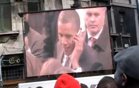 Obama, un preşedinte popular: A vorbit la telefon cu mama unei fete din mulţimea adunată la Dublin