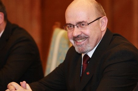 Vicepremierul Marko Bela: Înfiinţarea unui minister de absorbţie a fondurilor este motivată