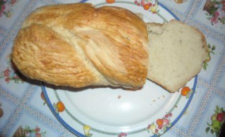 Pâinea va trebui să aibă cel puţin 300 de grame din 15 septembrie